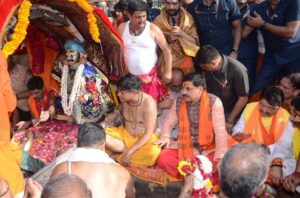 धूमधाम से निकली भगवान महाकाल की सवारी